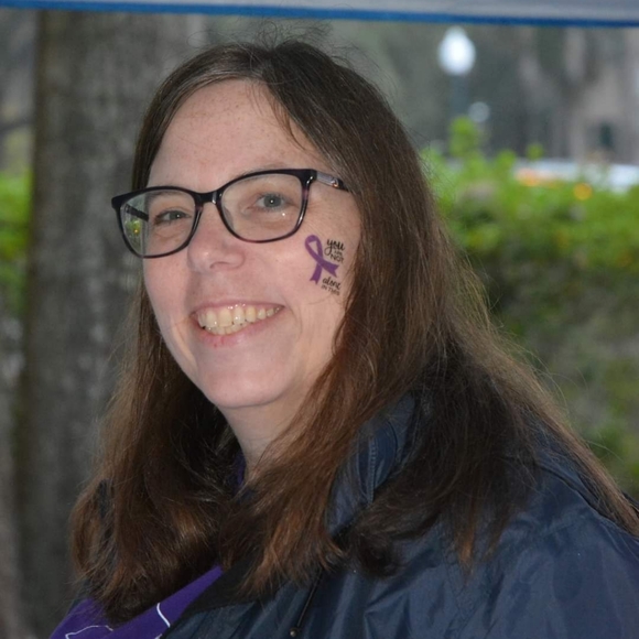 Meet your Posher, Mariana - Picture 2 of 4